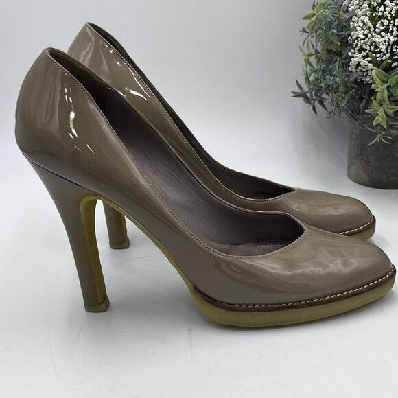 Gucci Beige Nude Vernice Diamond Nude Patent Leather Heels Pumps Rubber US Sz 9 - Picture 16 of 16